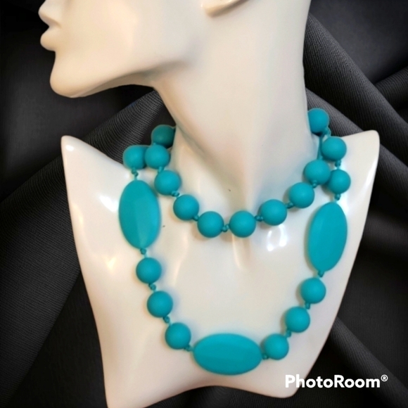 Vintage Jewelry - VTG Rubber Knot Beaded Chunky Mod Necklace